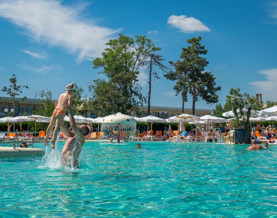 Mera Resort Venus Exteriér fotografie